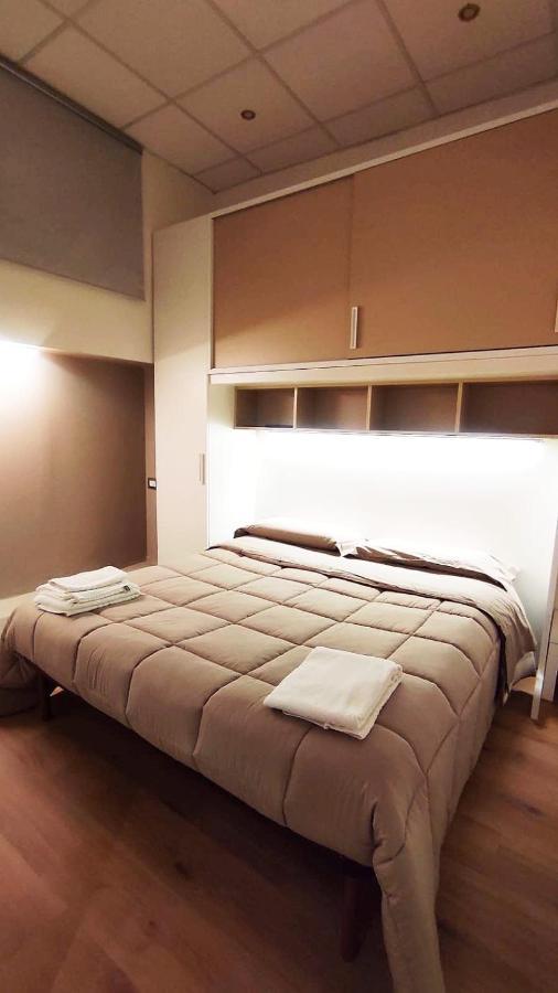 Marina Apartments Catanzaro Chambre photo